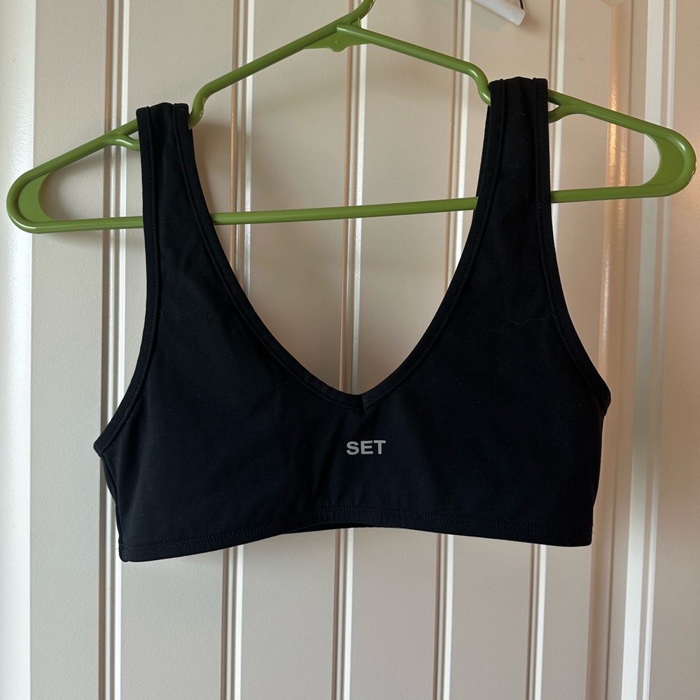 SET Active Black Sportbody Bra